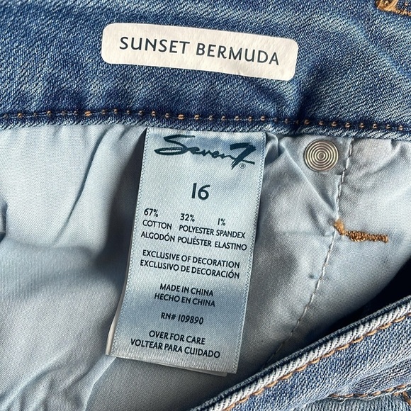 Seven7 Sunset Bermuda Shorts - Picture 7 of 7